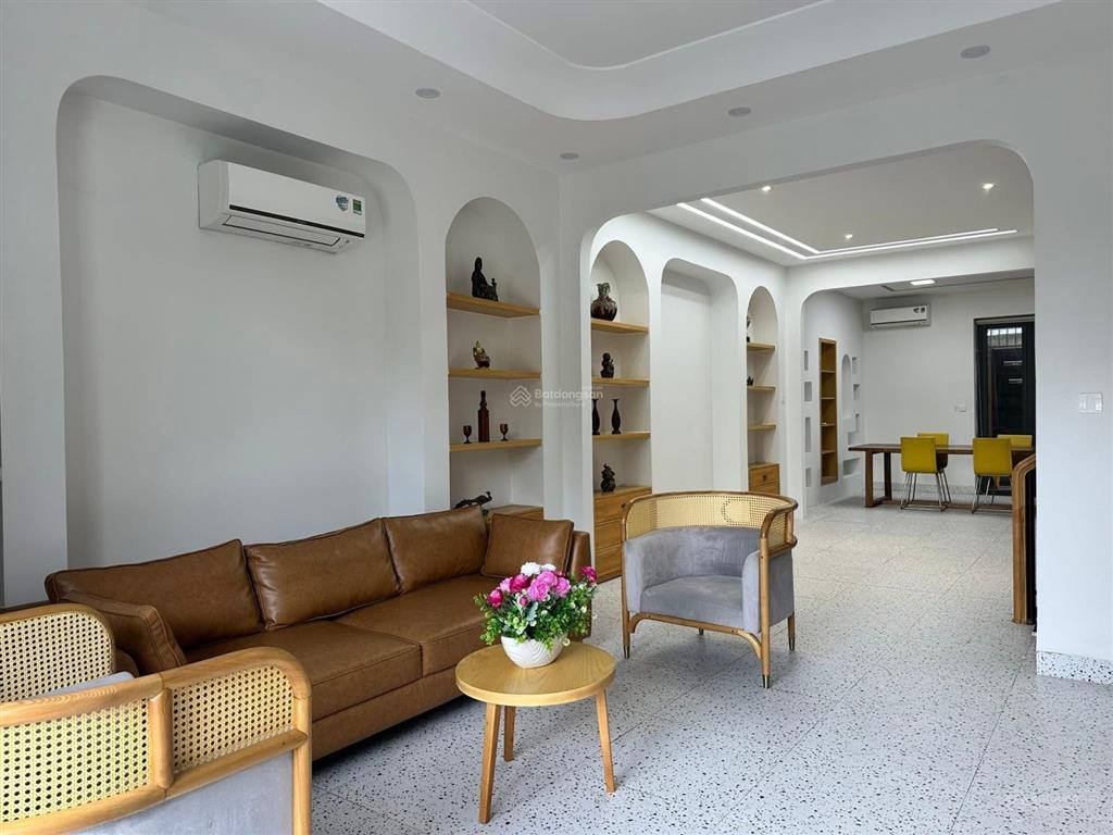 Bán nhà gói 8 mỹ gia the capella nha trang đường thông đối diện hồ bơi công viên giá tốt