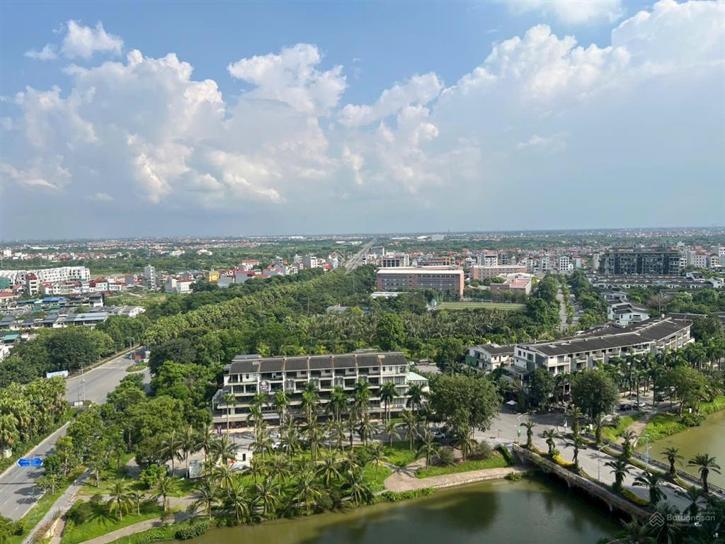 Bán chung cư ecopark 3 phòng ngủ view hồ, hướng đông nam giá tốt nhất thị trường. 0989 139 ***