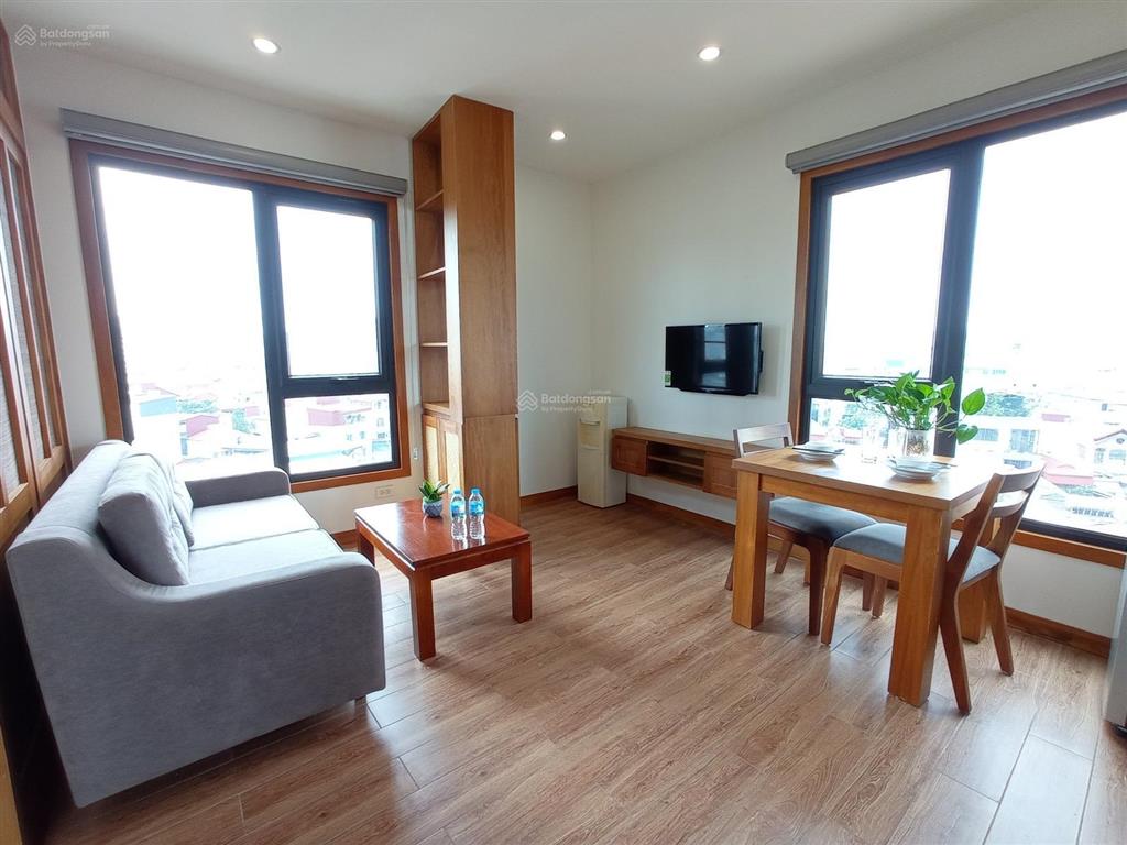 Chung cư cho thuê tại ba đình, gần lotte center, giá cực tốt, view đẹp, cửa sổ thoáng