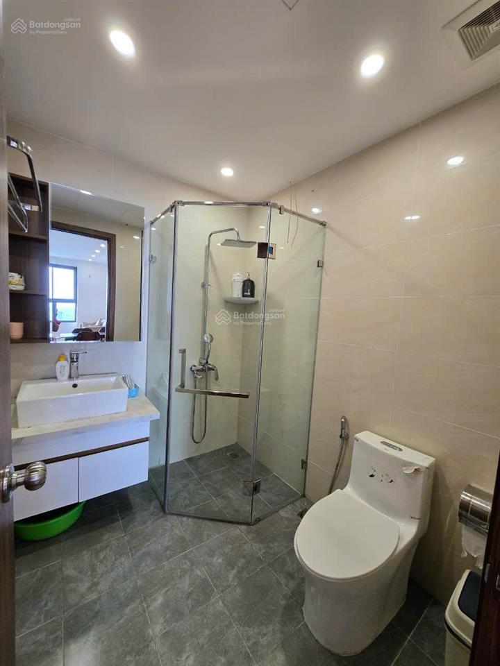 Chung cư tại duy tân mới đẹp, 50m2, 1 ngủ 1 khách, ban công máy giặt phơi đồ riêng, giá cực tốt