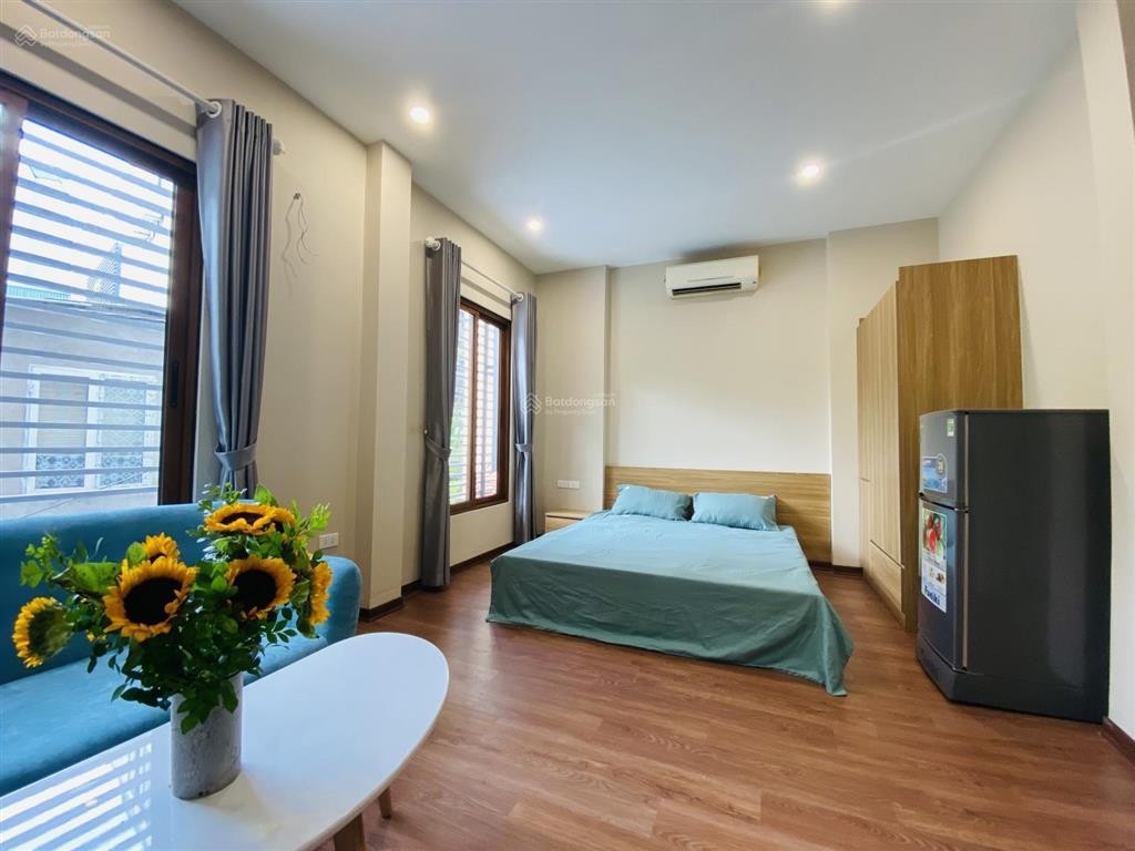 Chung cư tại duy tân mới đẹp, 50m2, 1 ngủ 1 khách, ban công máy giặt phơi đồ riêng, giá cực tốt