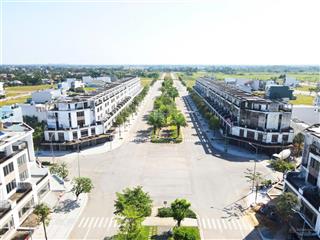 Nhà shophouse kđt phú mỹ, được trả góp không lãi suất. vị trí vip liền kề góc ngã 4 lớn nhất dự án