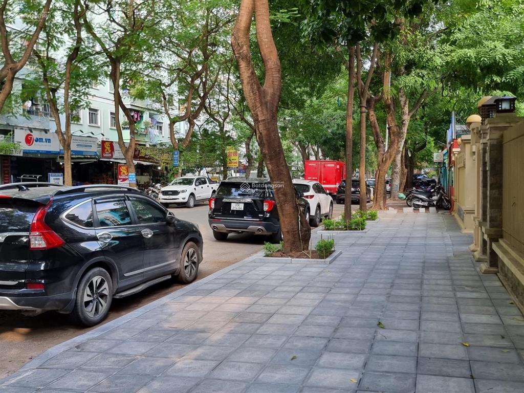 Cho thuê biệt thự linh đàm d dt 250m2  45tr/th, xây 4.5 tầng, đã hoàn thiện mới