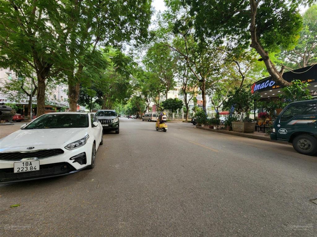 Cho thuê biệt thự linh đàm d dt 250m2  45tr/th, xây 4.5 tầng, đã hoàn thiện mới