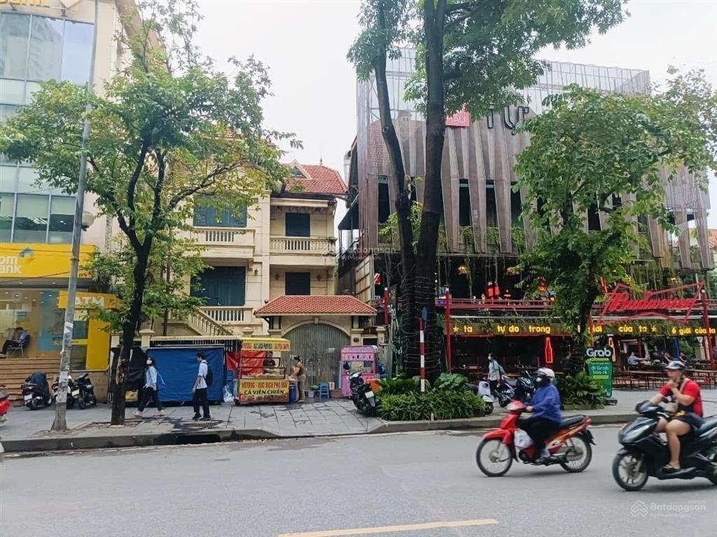 Cho thuê biệt thự linh đàm cạnh quán bia tự do, diện tích 200m2 cách đường nguyễn hữu thọ 5m