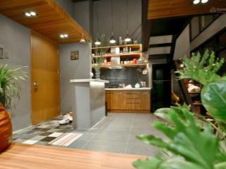 Cho thuê căn la astoria, căn có gác 1pn giá 8,5 tr.  0938 020 ***