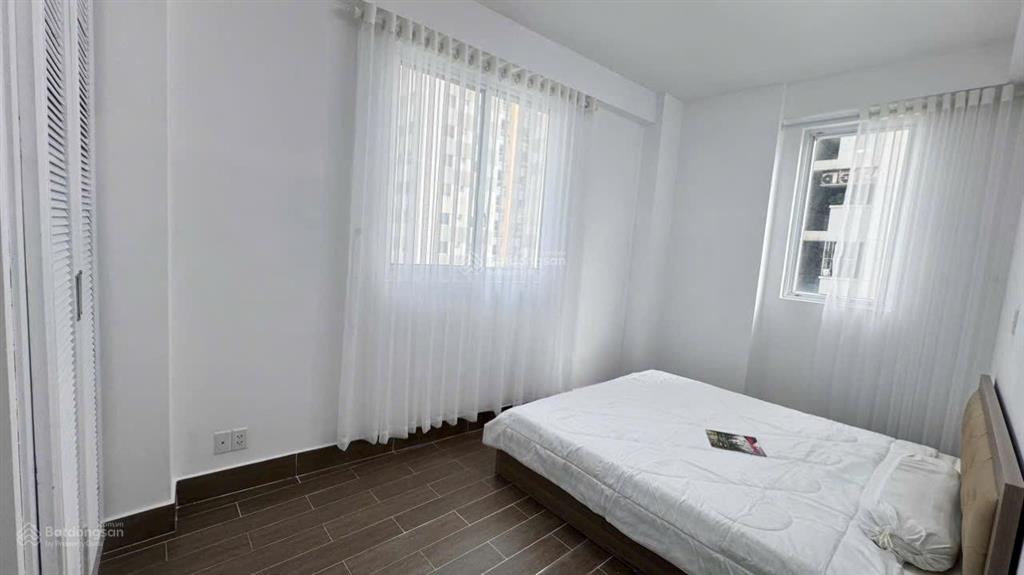 Căn hộ nội thất mới đầy đủ, dt 78m2 (2pn + 2wc) căn góc view nhìn hướng sông 3.75 tỷ, hỗ trợ vay