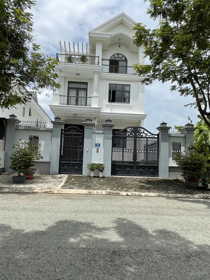 Bán gấp nền biệt thự phú xuânvph view rạch, nhà bè, 240m2, giá siêu hạt rẻ, 52tr/m2  0918 278 ***