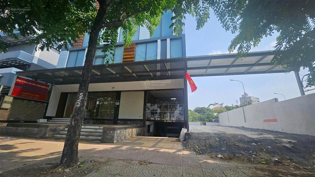 Bán tòa nhà 2 mt thạnh mỹ lợi, thủ đức. dt 18x20m, cn 360m2, hầm + 5 tầng, 77 tỷ