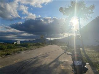 Cần bán lô đất kđt golden hill, chỉ 16.4 tr/m2
