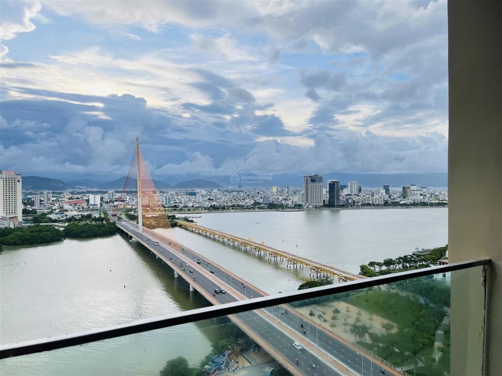 Siêu phẩm căn góc 3pn 99,6m2 panoma 2 view 360 độ pháo hoa  sông hàn  biển  khu danang downtown