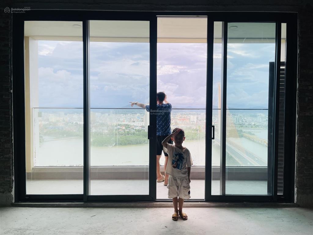 Siêu phẩm căn góc 3pn 99,6m2 panoma 2 view 360 độ pháo hoa  sông hàn  biển  khu danang downtown