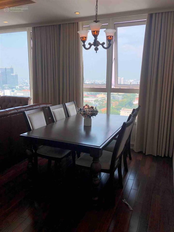 Cho thuê căn góc 3pn/2wc 96m2 leman luxury quận 3, lầu cao view đẹp, giá 35tr/tháng.  0934 004 ***