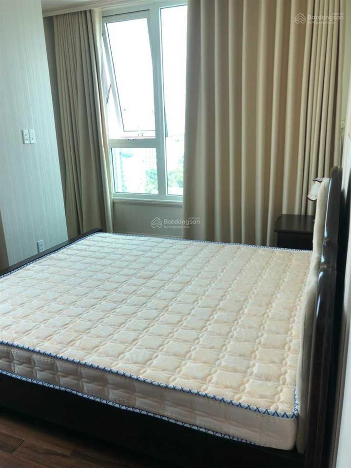 Cho thuê căn góc 3pn/2wc 96m2 leman luxury quận 3, lầu cao view đẹp, giá 35tr/tháng.  0934 004 ***