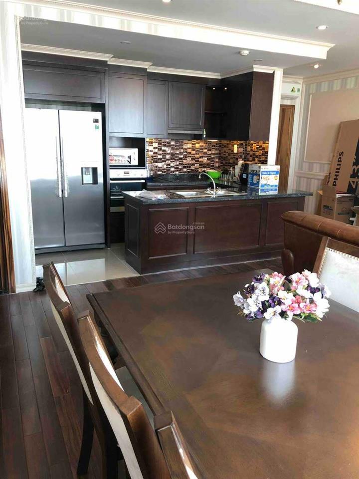 Cho thuê căn góc 3pn/2wc 96m2 leman luxury quận 3, lầu cao view đẹp, giá 35tr/tháng.  0934 004 ***