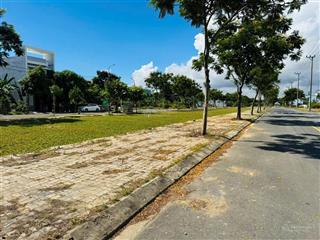 Bán đất 2 mặt tiền đối diện công viên khu bá tùng hoà quý, diện tích 155m2 và 157m2, giá rẻ