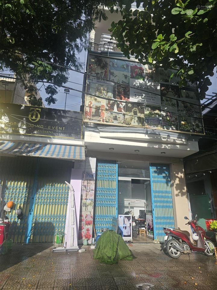 Bán nhà mặt tiền đường 33m nguyễn lương bằng , view sông . đà nẵng