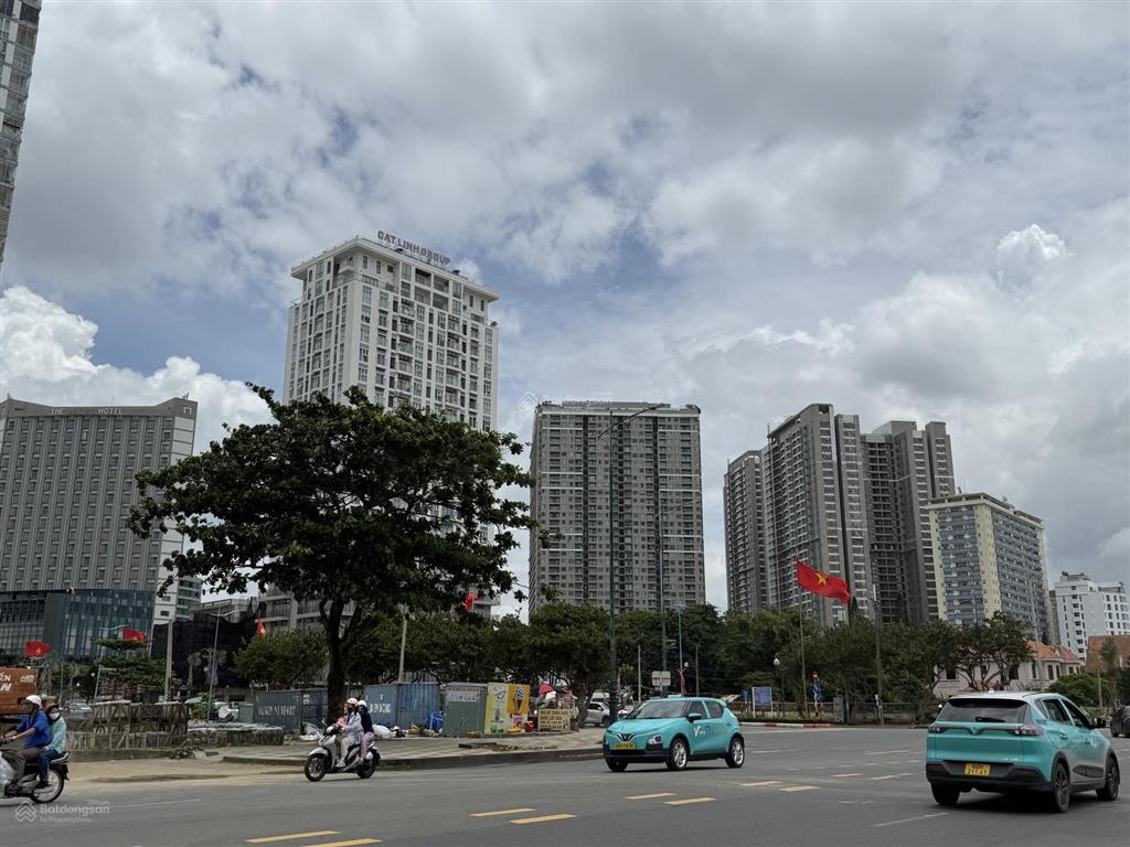 Cần bán khach sạn bãi sau tp. biển vũng tàu