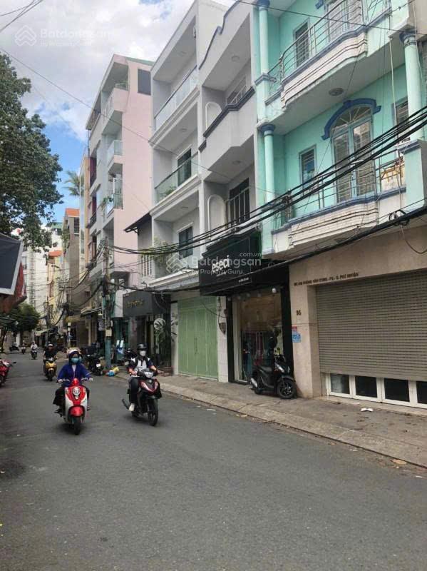 Bán khuôn đất biệt thự đặng thùy trâm p13 qbt dt 240m giá 24ty đường trước nhà 10m gần công viên