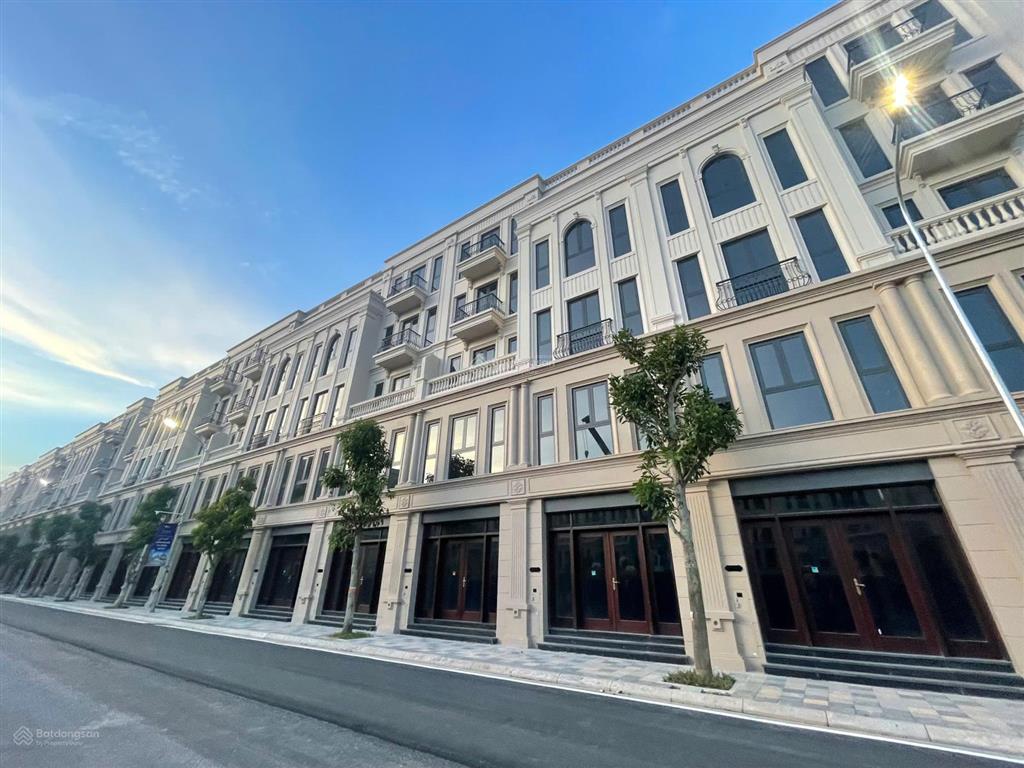 Liền kề thiên nga xẻ khe 80, giá 24 tỷ vinhomes cổ loa, sổ đỏ lâu dài