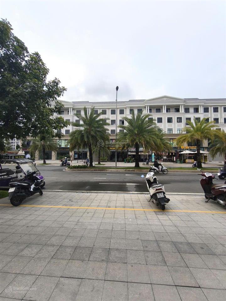 Bán cặp nhà phố liền kề nxlp26 & nxlp28. ngay vinschool, bệnh viện vinmec vinhomes grand park.