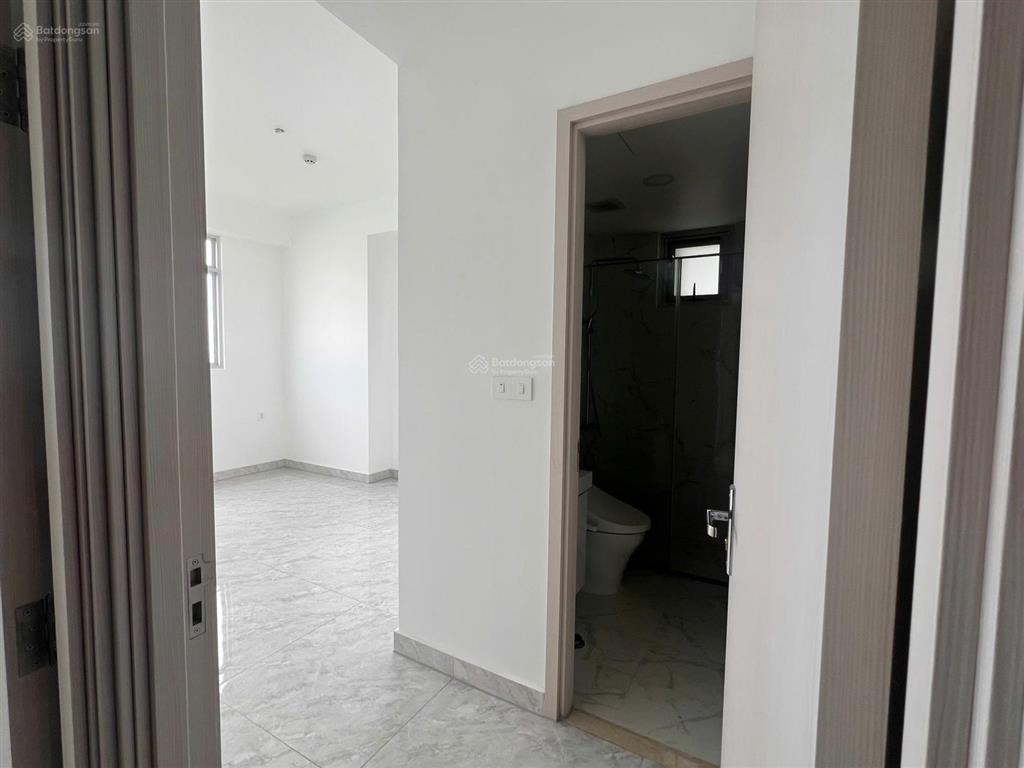 Căn 2pn2wc giá tốt nhất từ cđt tại paris hoàng kim, hướng đông nam