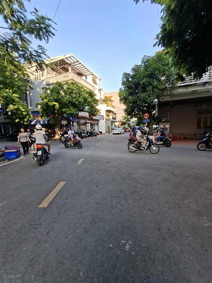 Bán lô đất đẹp mặt đường đào nhuận , lê. chân , hải phòng . dt 90m mt 4,5m đẹp không lỗi lầm