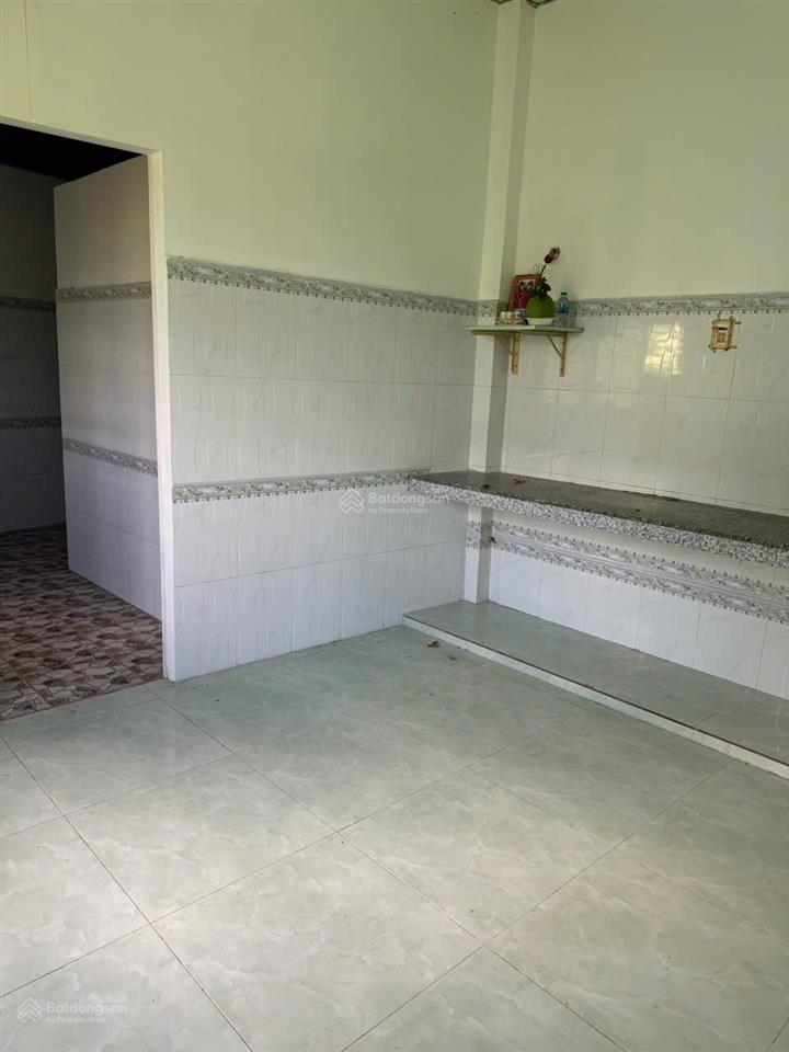 Bán nhà sổ hồng riêng 1 trệt 1 lầu 3pn 2 toilet diện tích 4x25m (100m2) phước lâm cần giuộc long an