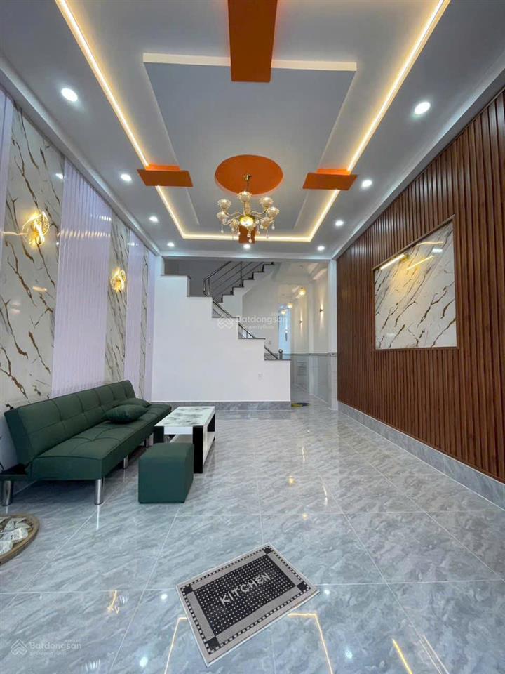 Bán nhà mới hoàng thiện sổ hồng riêng 1 trệt 1 lầu 3pn ,2toliet cách ngã ba tân kim 400 m