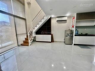 Cho thuê officetel 54m 2,có gác lửng
ở và làm văn phòng, đăng ký kinh doanh   0909 875 *** em nga