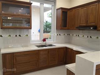 Cho thuê biệt thự palm garden kđt việt hưng, s 200m2, nội thất cơ bản, giá 25 triệu/tháng