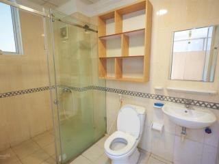 Bán căn hộ toà no17  3 sài đồng, s 111m2, 3 phòng ngủ 2wc tặng nội thất. giá 5,5 tỷ