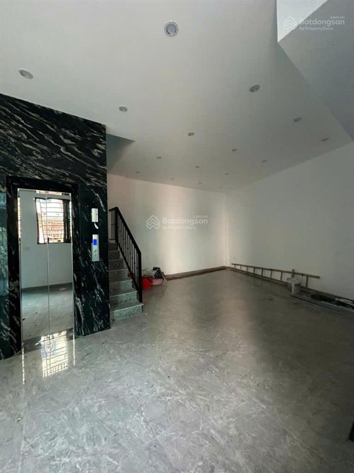Bán căn góc mặt ngõ kinh doanh ngay sát văn quánlê lợi hà đông 43m2 5 tầng thang máy oto tránh
