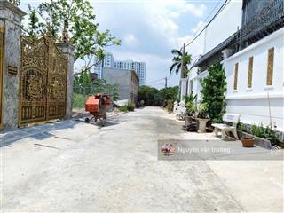 Bán đất hẻm 94 vườn lài an phu đông đối diện chung cư