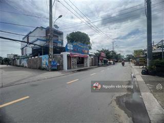 Bán đất tặng nhà cấp 4 mặt tiền hẻm 339 thuộc 1 sẹc vườn lài gần cầu