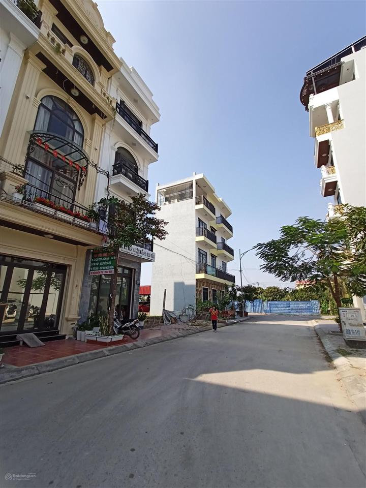 Bán đất chính chủ 40m2 khu tái định cư a51 hồ sen tuyến 2 đường 24m