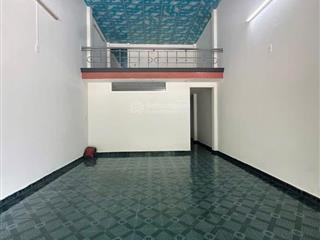 Bán căn nhà gác lửng đúc gần biển đường dương đức hiền