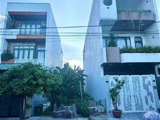 Bán lô đất đường hoà phú 11 hướng đông nam