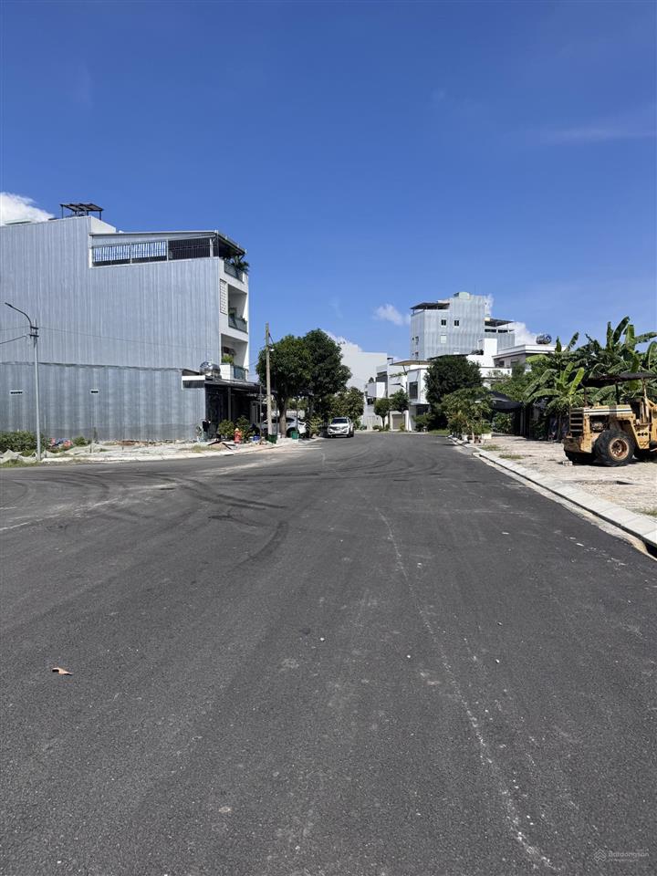 Bán lô đất hiếm đường 10m5 hồ tùng mậu nối dài