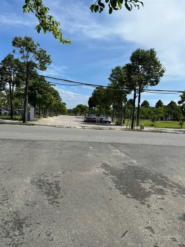 Bán lô đất hiếm đường 10m5 hồ tùng mậu nối dài