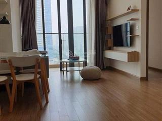 Chính chủ bán căn hộ 3 phòng ngủ 95m2 ban công đông nam thoáng mát giá 11 tỷ