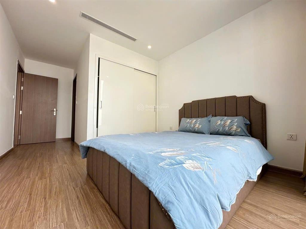 Gia đình có nhu cầu bán căn hộ chung cư 173 xuân thuỷ vị trí đắc địa gần metro và các trường đh