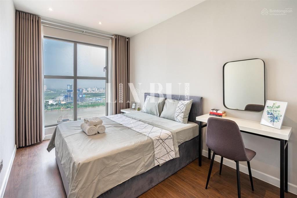 Cần cho thuê căn hộ 2pn(88m2) saigon royal  27 triệu/ tháng view sông full nt 0918 753 ***