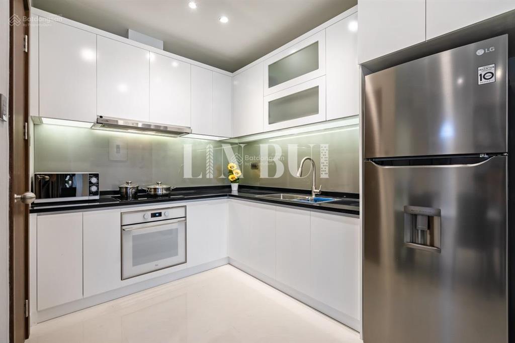 Cần cho thuê căn hộ 2pn(88m2) saigon royal  27 triệu/ tháng view sông full nt 0918 753 ***