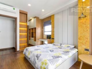 Cần cho thuê căn hộ 2pn(80m2) saigon royal  22 triệu/ tháng full nt 0918 753 ***