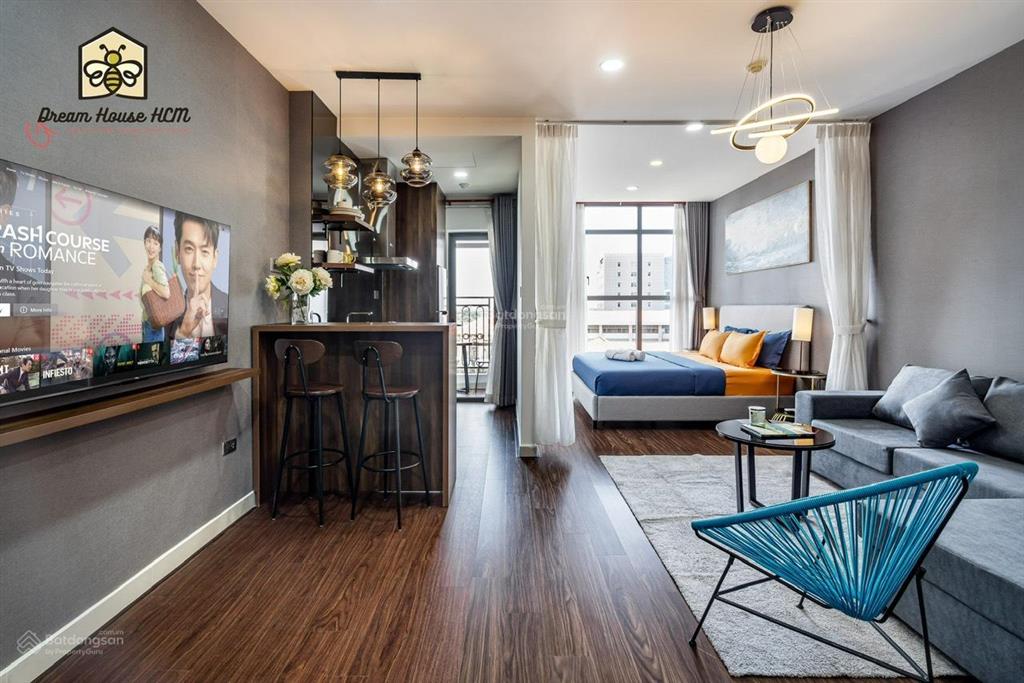 Cần bán nhanh căn hộ officetel saigon royal  43m2  giá bán 5tỷ (view sông)  0918 753 ***