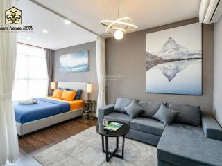 Cần bán nhanh căn hộ officetel saigon royal  43m2  giá bán 4.9tỷ (view sông)  0918 753 ***