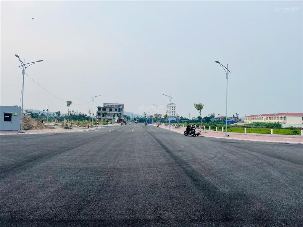 Bán đất 71 m2 mặt đường 35 m khu đấu giá 148 lô nguyễn lương bằng, kiến an, hải phòng