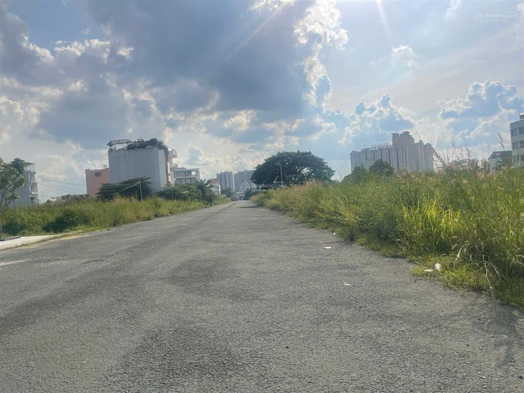 Sổ đỏ kdc sở văn hóa thông tin, long trường, dt 5x17 giá chỉ 52 tr/m2 bán nhanh