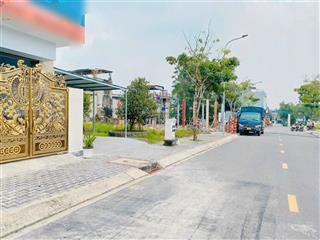 Bán nhà 1 trệt, 2 lầu 90m2 long bình tân sổ riêng thổ cư đường xe hơi né nhau, chỉ 4,6 tỷ